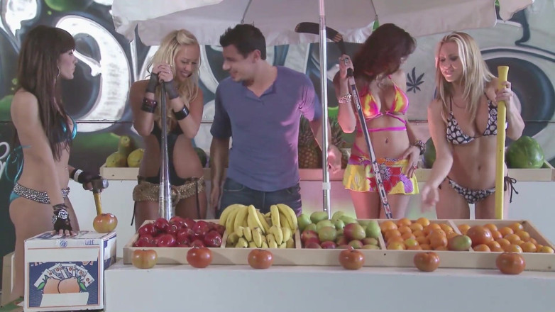 Full porn collection: Hluboký anální sex ffm trojka od ptáka whitezilla a dospívající