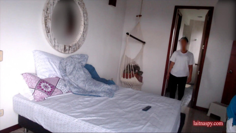 Latinaspy: Tocaculos tranca a porta