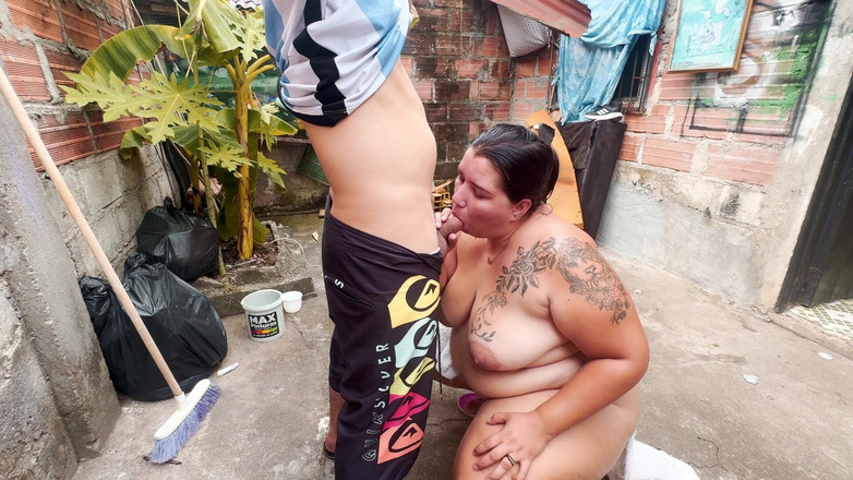 Lexly_16: 직장에서 직원을 따먹는 음란한 밀프