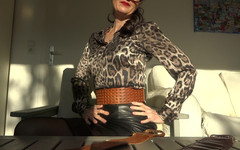 Lady Victoria Valente: Široké těsné pásy, část 26