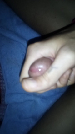 KingSpade: Anh chàng hứng tình kích thích con cu cứng của...