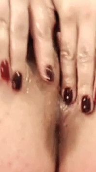 Fat Girl Pissed Herself From Orgasm