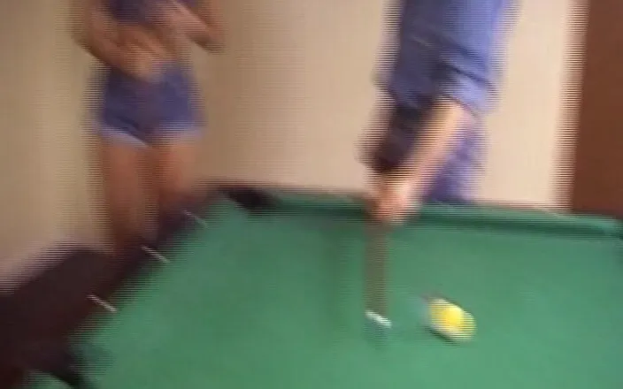 Deutsche Damen: Brunette German Doll Sucks Dick by the Pool Table