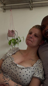 Viendo nuestro porno parte 5 - Lola Milk X Axel Reigns