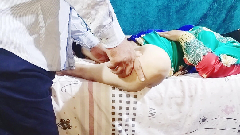 Ahmed and Samah: Ngentot suster dari dokter.