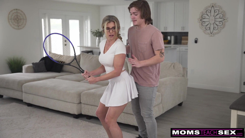 Moms teach sex: Stepmom Helps Me Sharpen up My Game - S19:e9