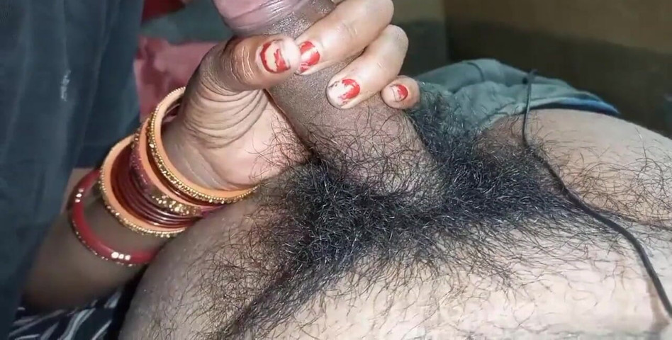 First Time Indian Girlfriend Fucking Hard in Clear Hindi Audio (Miss priya studio)