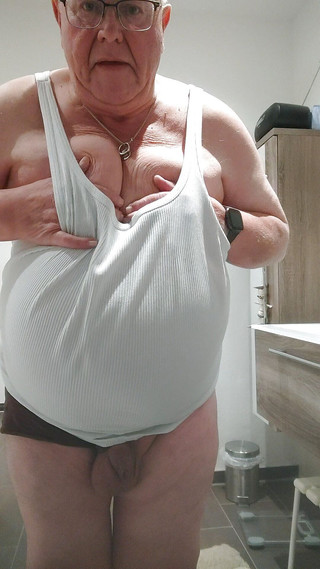 Karlchengeil: Večerní rutina pro feťáka