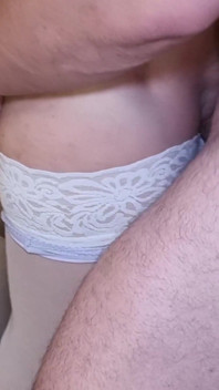 Sevgilisi penisini karısının amına sürttür. İçine boşalma. Ep 23301