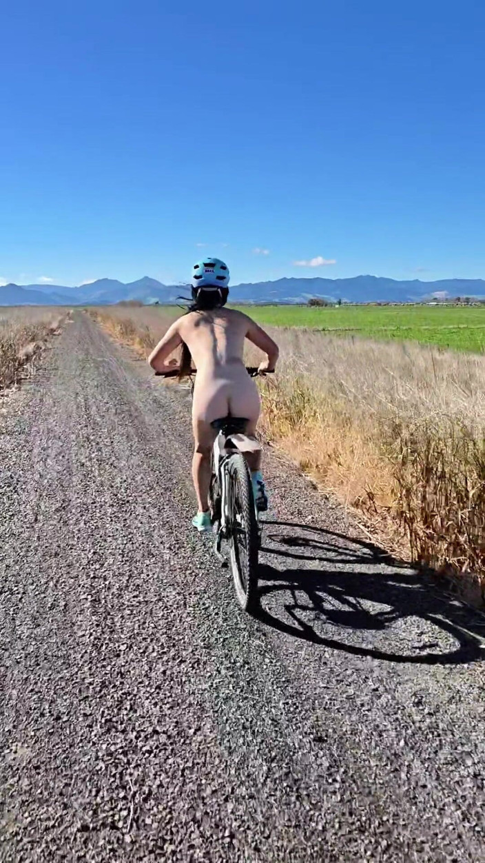 Miss Taiwan: Misstaiwan Rides Bicycle in Shocking Flash