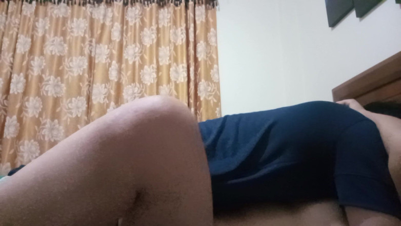 Moo DBOXXX: 18歳のクリスチャンの友人を妊娠させ、彼女は毎日セックスを望んでいるので、私は彼女にそれを与えます
