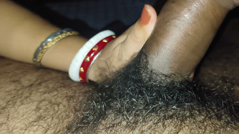 Playboy rahul: โชว์นมเมีย Desi อินเดียและพยายามใช้สองรูในหีเธอ