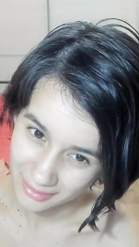 Nụ cười Myla_angel nóng bỏng trước máy ảnh
