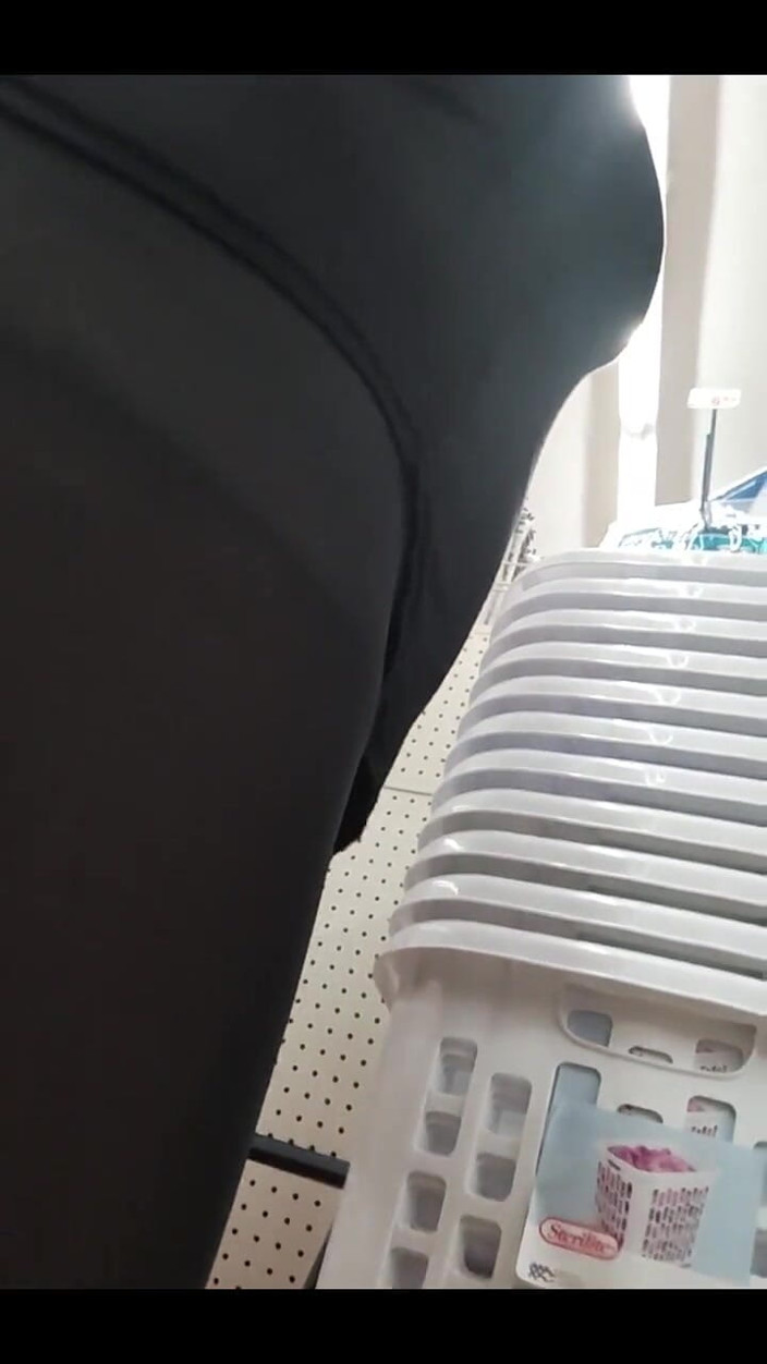 KNKY Bee: Telefon Saya Bukan Yang Terbaik Untuk Video, Tetapi Saya Suka...