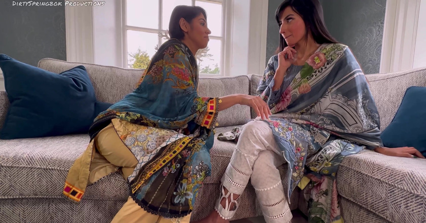 Aaliyah Yasin: Geschiedenes bhabi verführt Aaliyah Yasin während des Ramadans