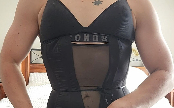 J CD sissy: 淫荡的J玩弄阴户