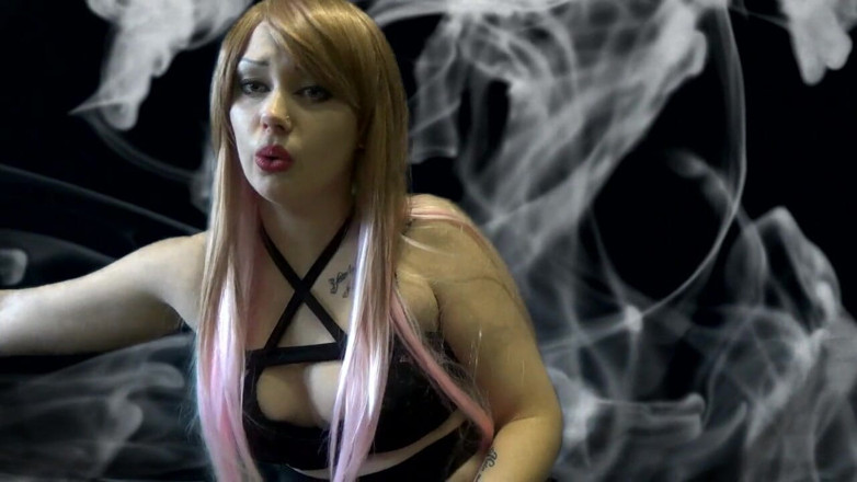 Goddess Misha Goldy: Largo tiempo fumador tos y cum cuenta regresiva