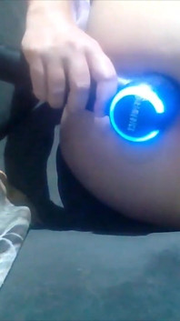 Kurvige MILF mit dickem hintern, arschfick mit spielzeug