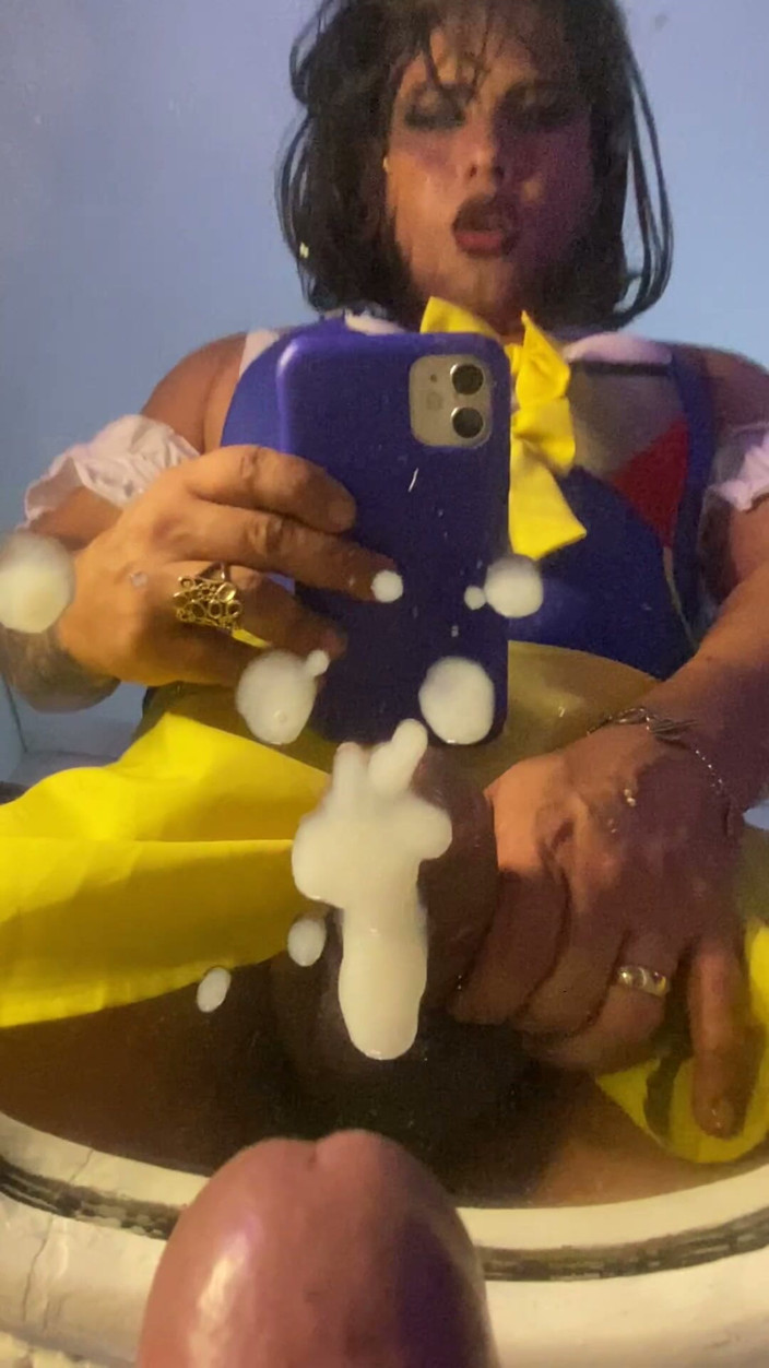 TSquennAna: White and Nick's Hungry Mirror