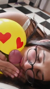 Stepsis Emoji Balloon Double Blowjob - Bunny Looner