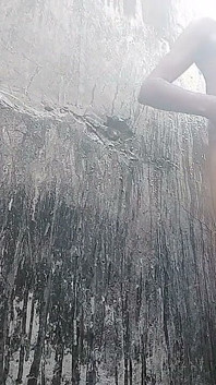 Hari ini Lelaki Nahan Melakukannya Di Luar