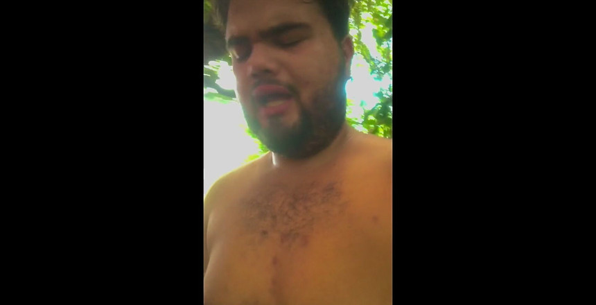 VEN1CIU: Chubby Gay Sucer Ou Étranger Sur La Plage