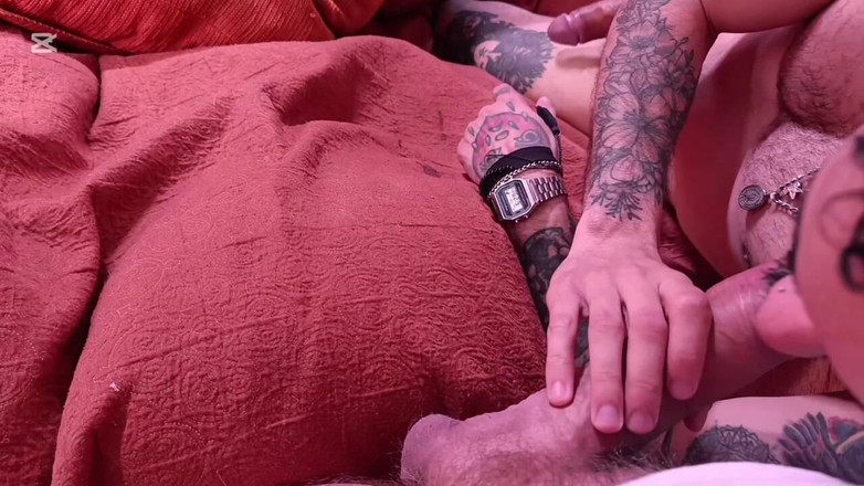 Mr. Pentacle: Dua twinks dengan datuk