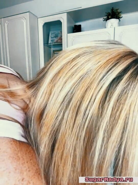 SugarNadya: Deep area depilation for a very succulent skinny bitch