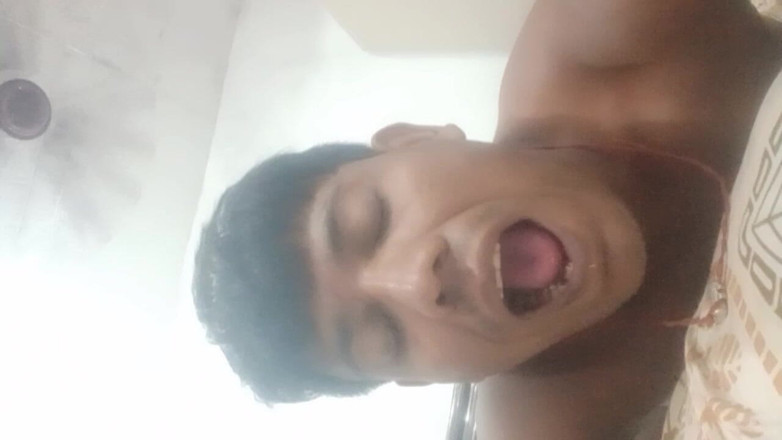 ramanuj438: Pruimschot van de zwarte pik van Rod Rathore