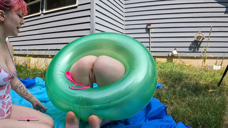 Destination Kat: Stuck in the Float