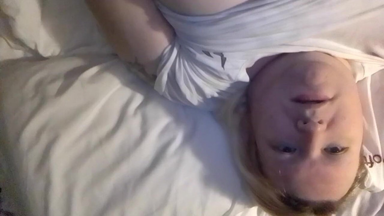 Roxxie rae page: Masturbace v hotelu pozdě v noci