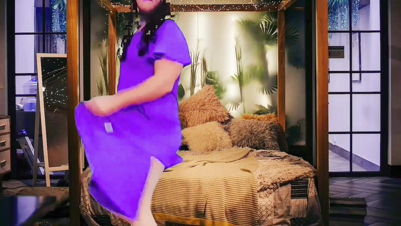 Kitty_Cross: Banci panas menggoda awak dengan setiap langkah