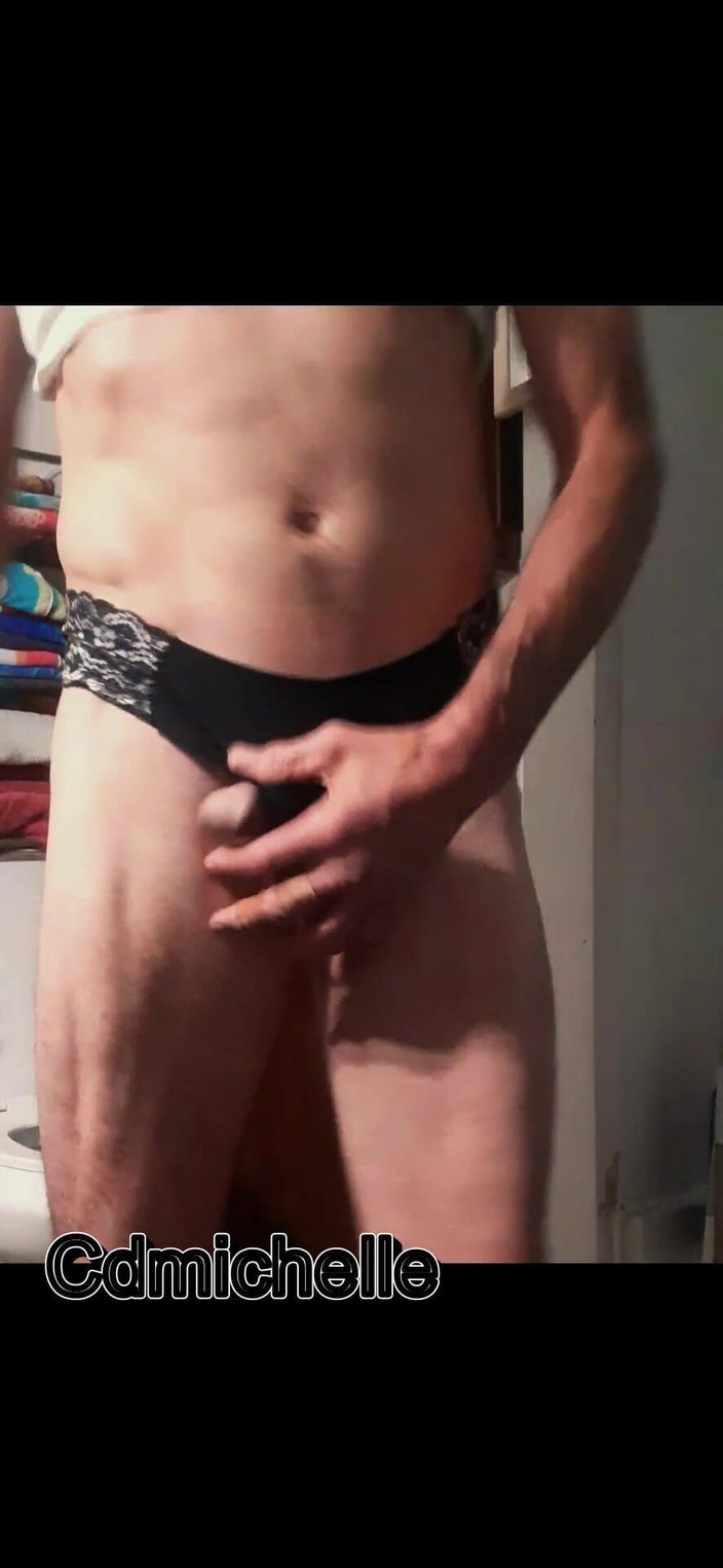 Cd Michelle lingerie: Crossdresser Cdmichell Con Hijas En Bragas Negras