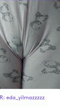 Camel Toe - masturbacja w piżamie - tureckie porno - turecka milf