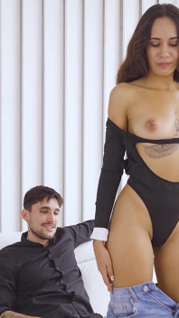 Modelo Latina Com Corpo Perfeito, Rebaixado E Despenteado. Isa Metible, Um Anjo Transado Em Fakings