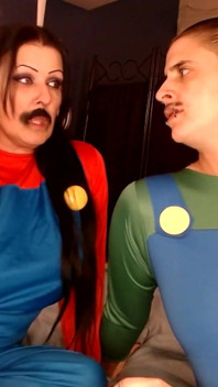 Halloween cosplay, escapada de humo