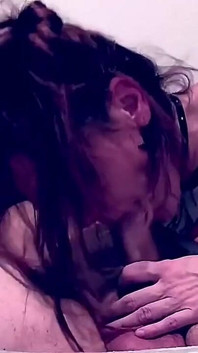 La figliastra riceve una sborrata dentro anale