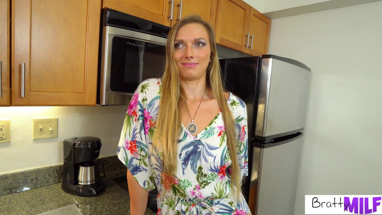 BrattyMilf: Stepmom has a new crush