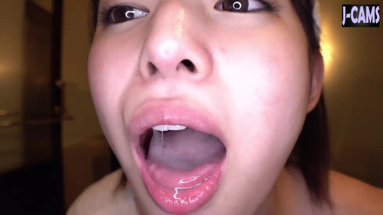 J-Cams: Büyüleyici güzellik. Yaramaz bir gülümsemeyle eğlenceli randevu bölüm 6