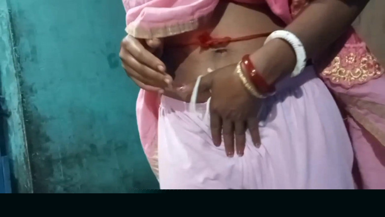 Raja puja: Indiancă bhabhi sexy drăguță, futai puccy, muie și futai pe la...