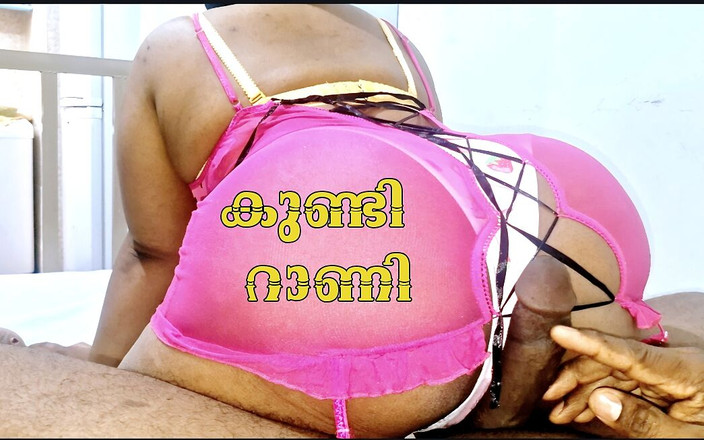 Openbra: सौतेली मम्मी सौतेले बेटे को बहकाते हुए अपनी बड़ी मोटी गांड दिखा रही है और चुदाई कर रही है