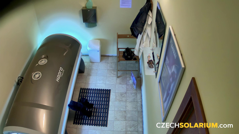 Czech Solarium: Czech Solarium 137: Silicone MILF Bares All in Solarium