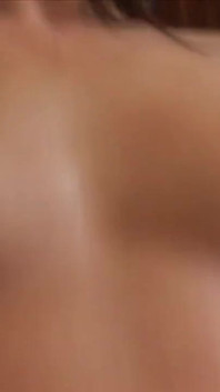 Anal und gesichtsfick für brünettes küken