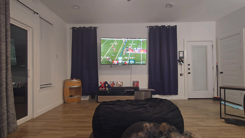 LyricsWay: Super Bowl suck-off - Lyric Sky zuigt de grote zwarte lul...