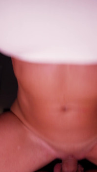Milf puta assume o controle e fode como uma amazona