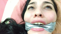 Selfgags Latina Bondage: Aplikace magická bondage