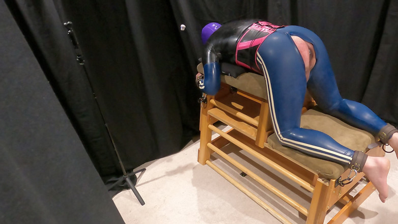 The Izars: Restricted Latex Gets His First Impact
