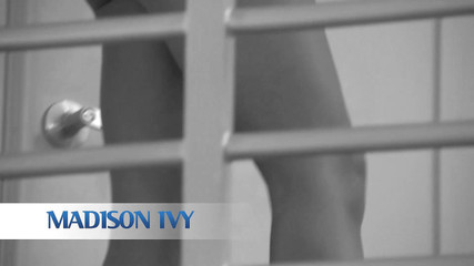 Cruel Media TV: 内部调查，麦迪逊常春藤+ toni ribas，娇小的阴户操逼中出