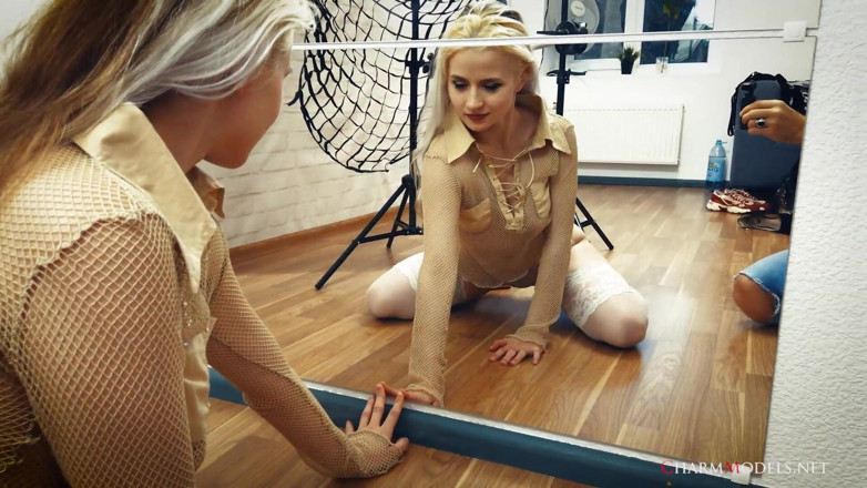 CharmModels: Sexig blond tjej Miturasu med transparent toppvideo