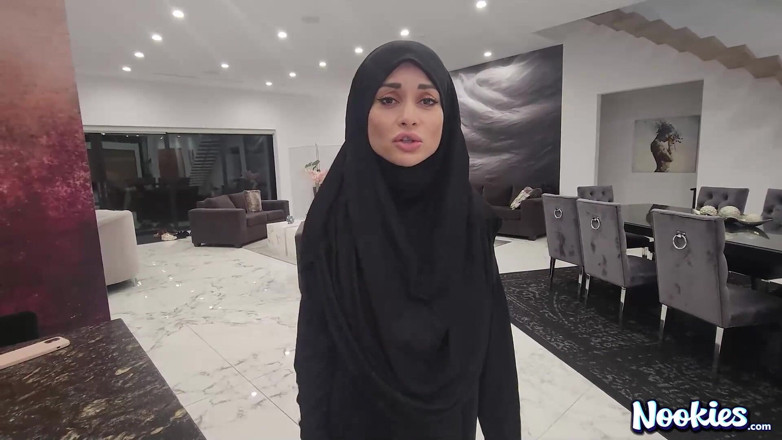 Nookies: Un juicio - una historia de hijab